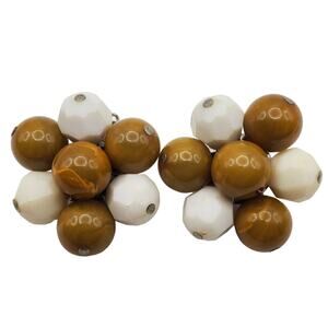 Hattie Carnegie Cluster Earrings Clip On White Gold Green Beaded Vintage 1950s